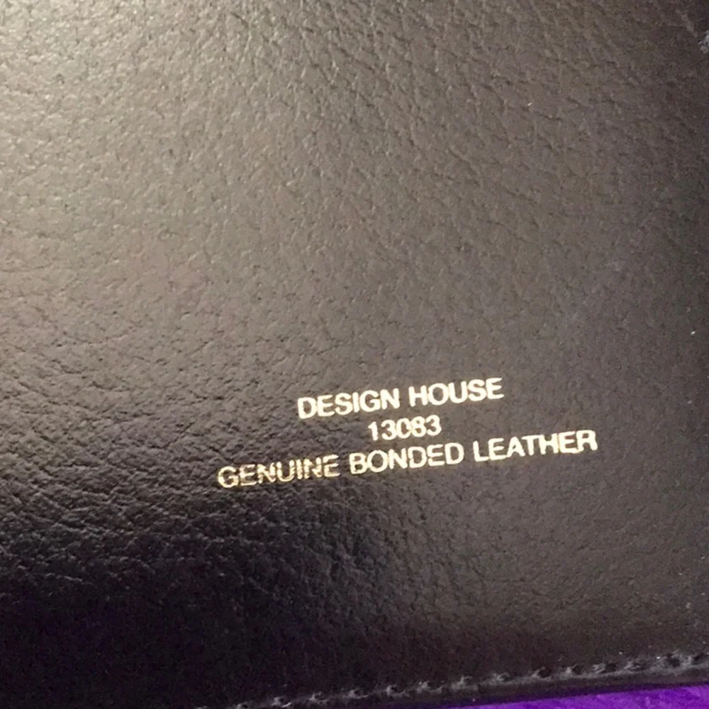 Briefcase and agenda